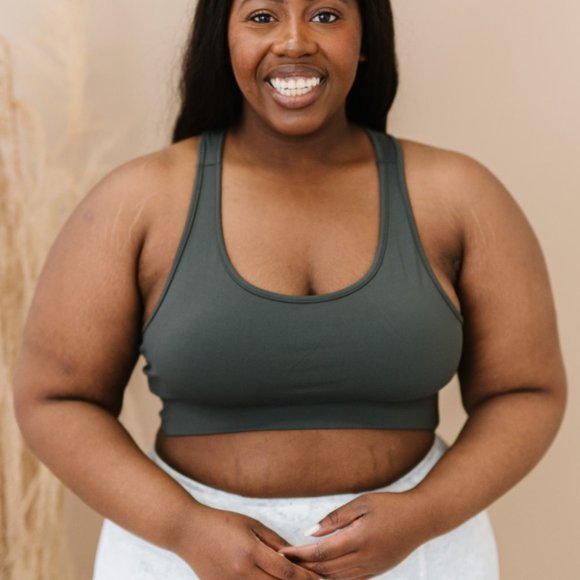 Zenana NWT Loads of Potential Full Size Padded Sports Bra in Ash Grey - Picture 9 of 13